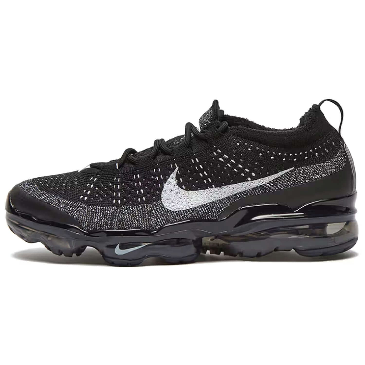 Air VaporMax 2023 Flyknit 'Oreo' - Image 5