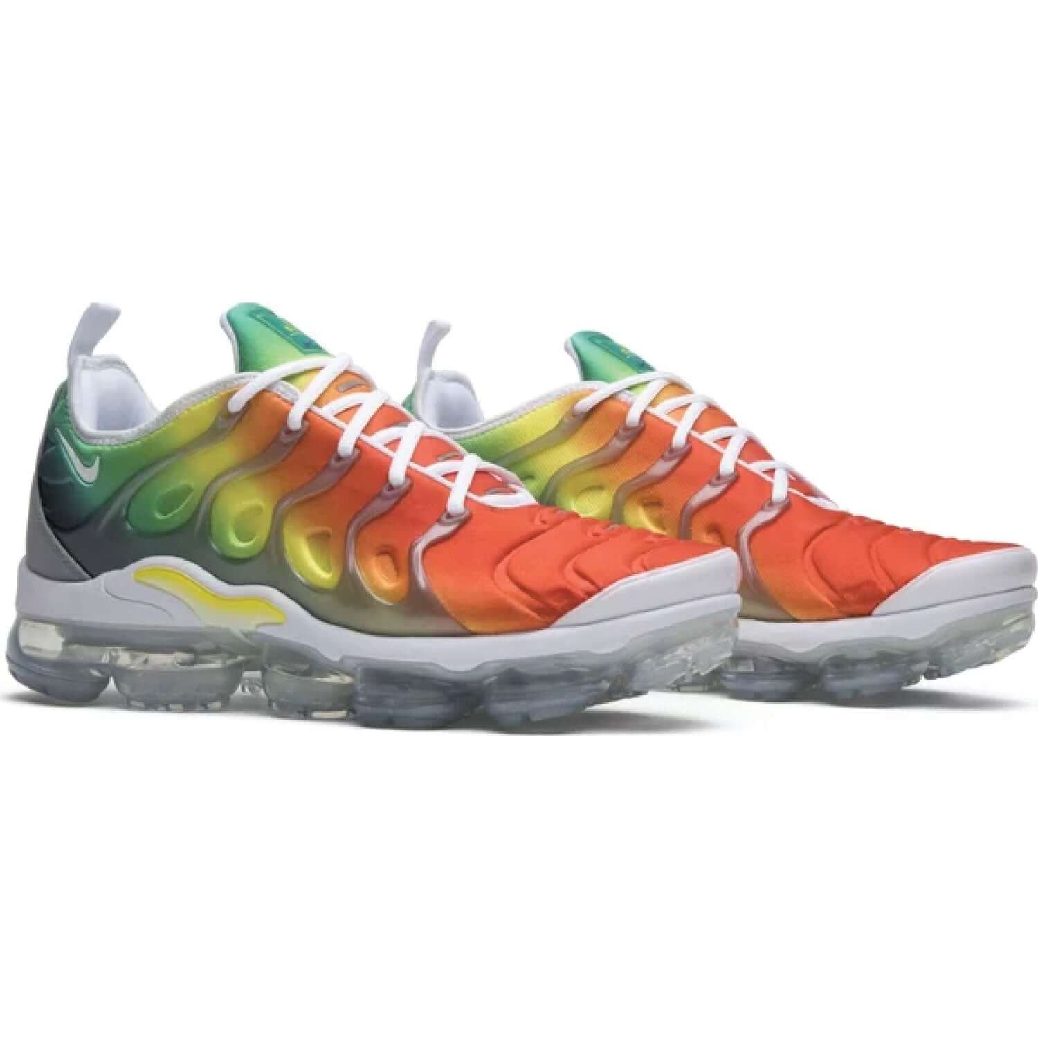 Air VaporMax Plus 'Retuned Air' - Image 3