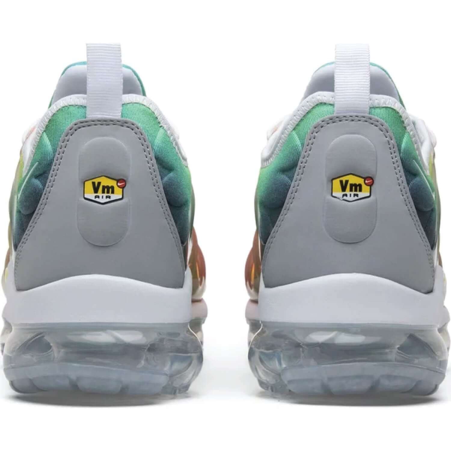 Air VaporMax Plus 'Retuned Air' - Image 4