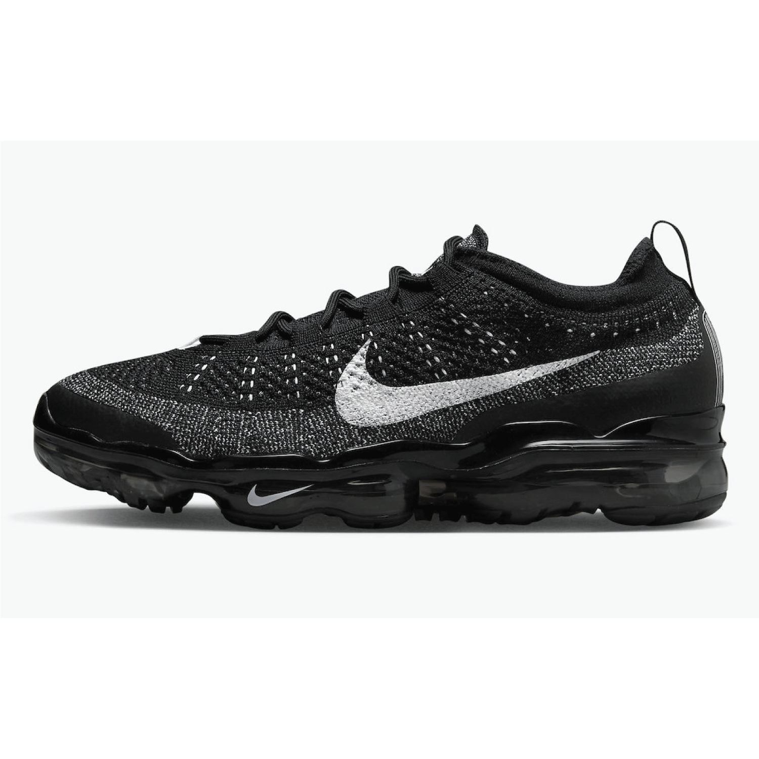 Air VaporMax 2023 Flyknit 'Oreo' - Image 3